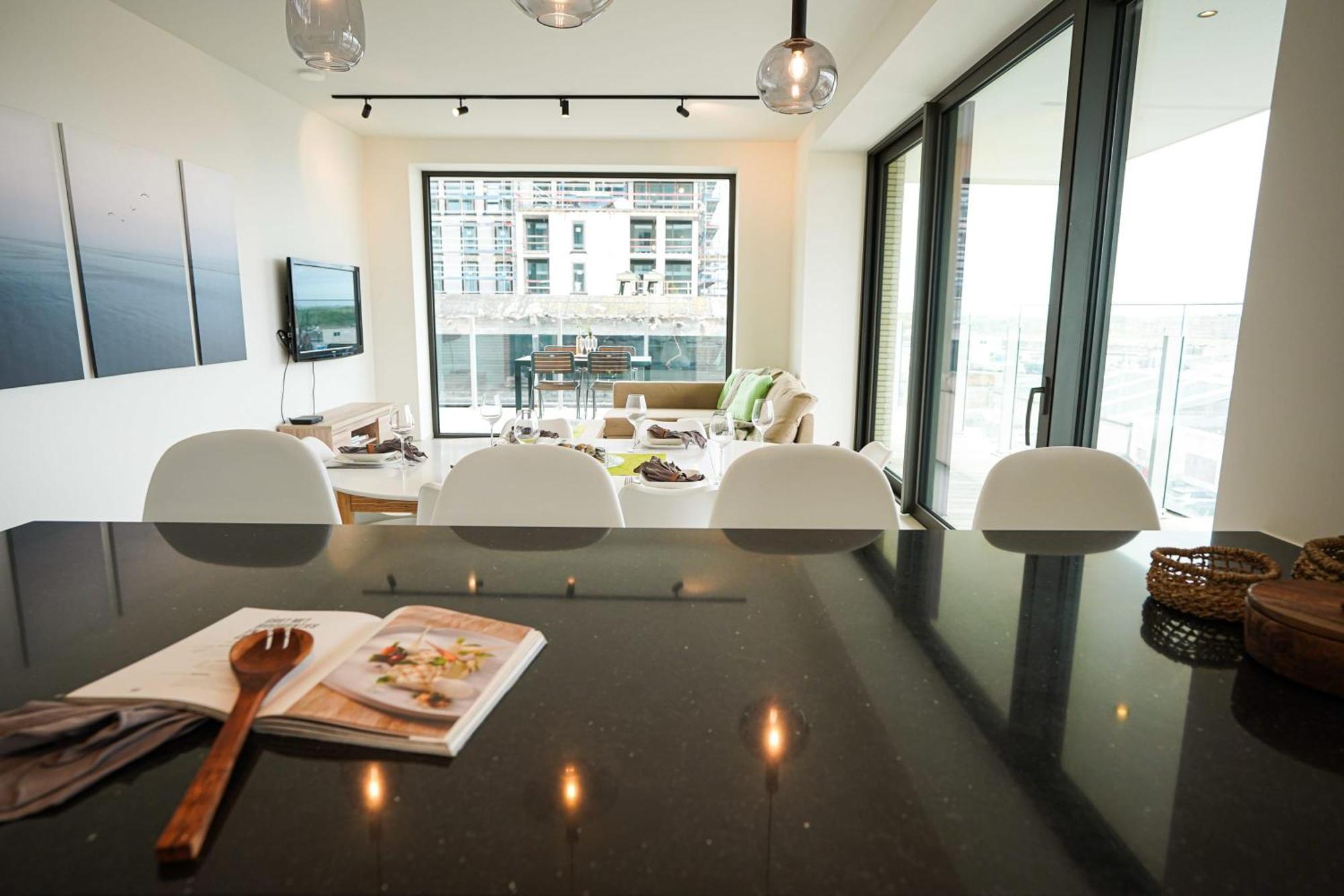 Huswell - Beautiful Apartment With Communal Pool And Gym ออสเทนด์ ภายนอก รูปภาพ