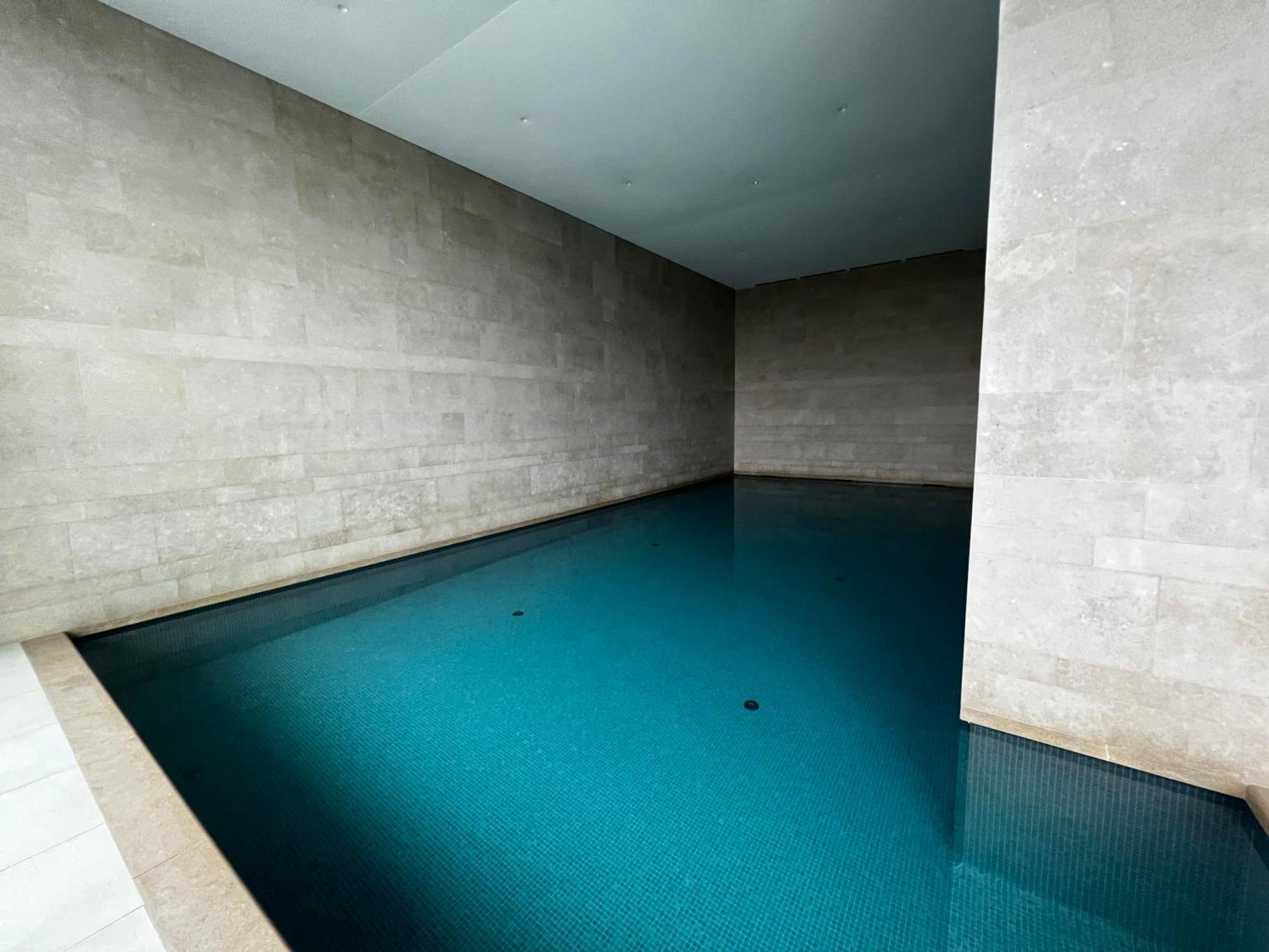 Huswell - Beautiful Apartment With Communal Pool And Gym ออสเทนด์ ภายนอก รูปภาพ