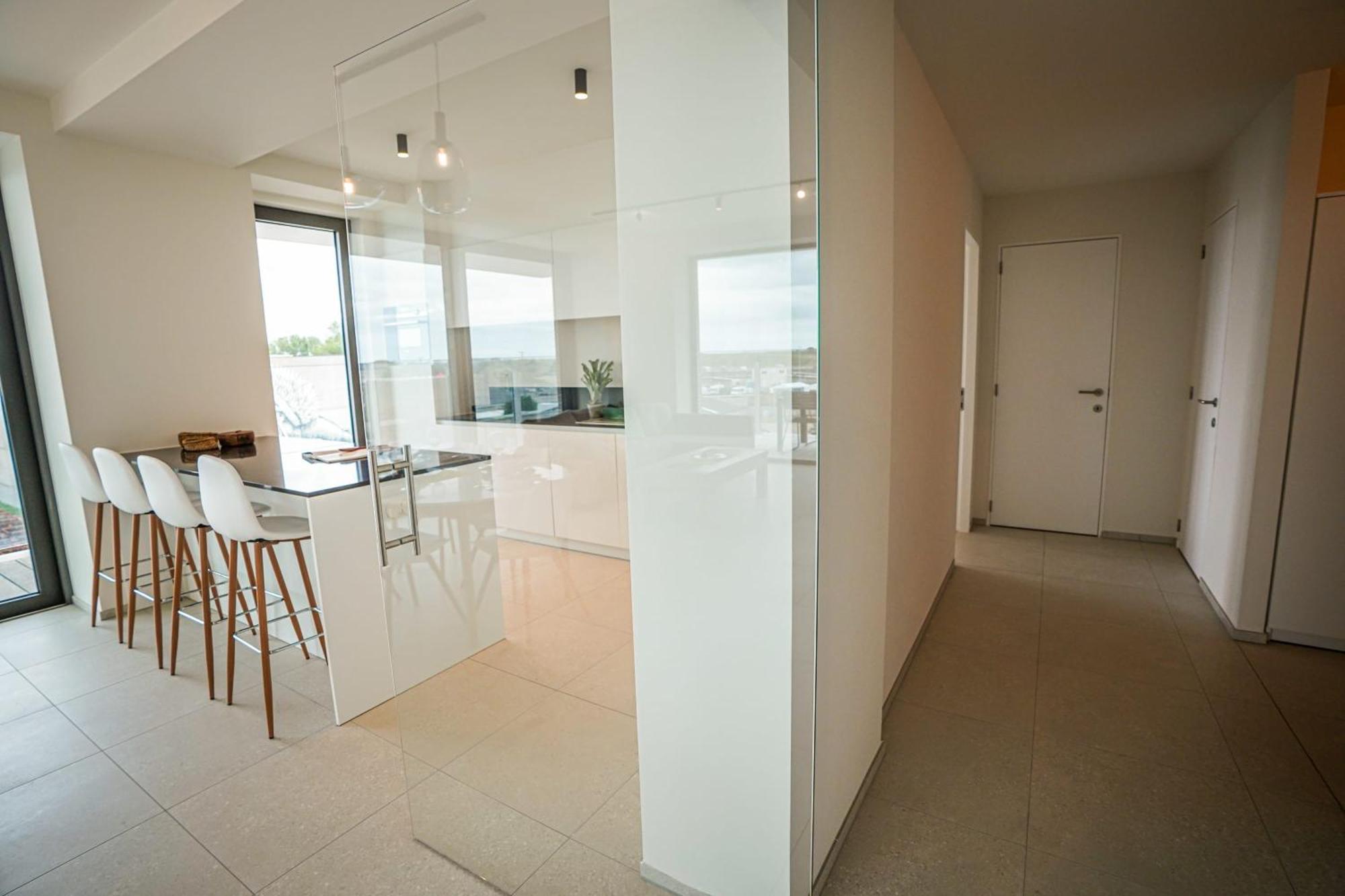 Huswell - Beautiful Apartment With Communal Pool And Gym ออสเทนด์ ภายนอก รูปภาพ