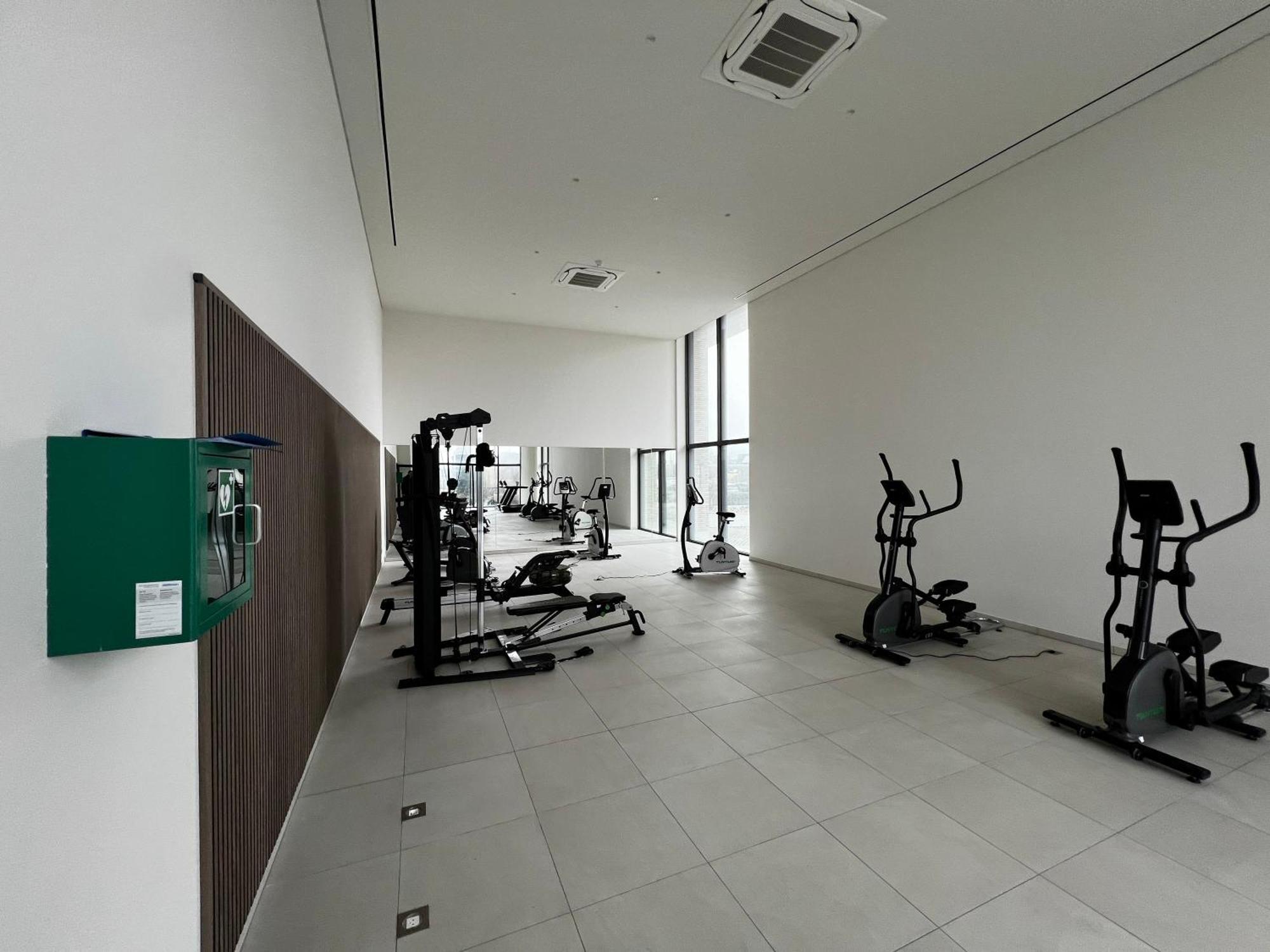 Huswell - Beautiful Apartment With Communal Pool And Gym ออสเทนด์ ภายนอก รูปภาพ